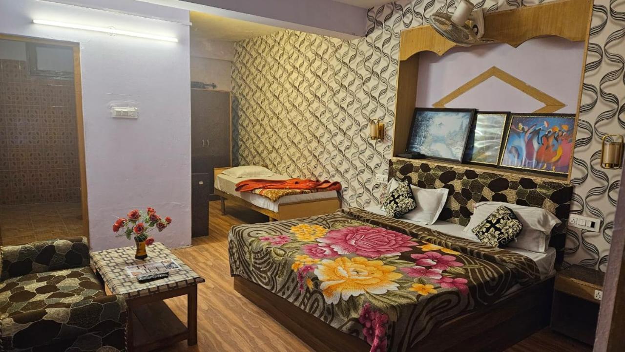 Hotel Chetna Manāli Zewnętrze zdjęcie