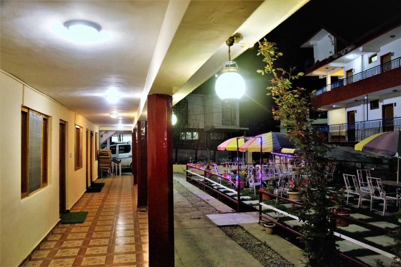 Hotel Chetna Manāli Zewnętrze zdjęcie