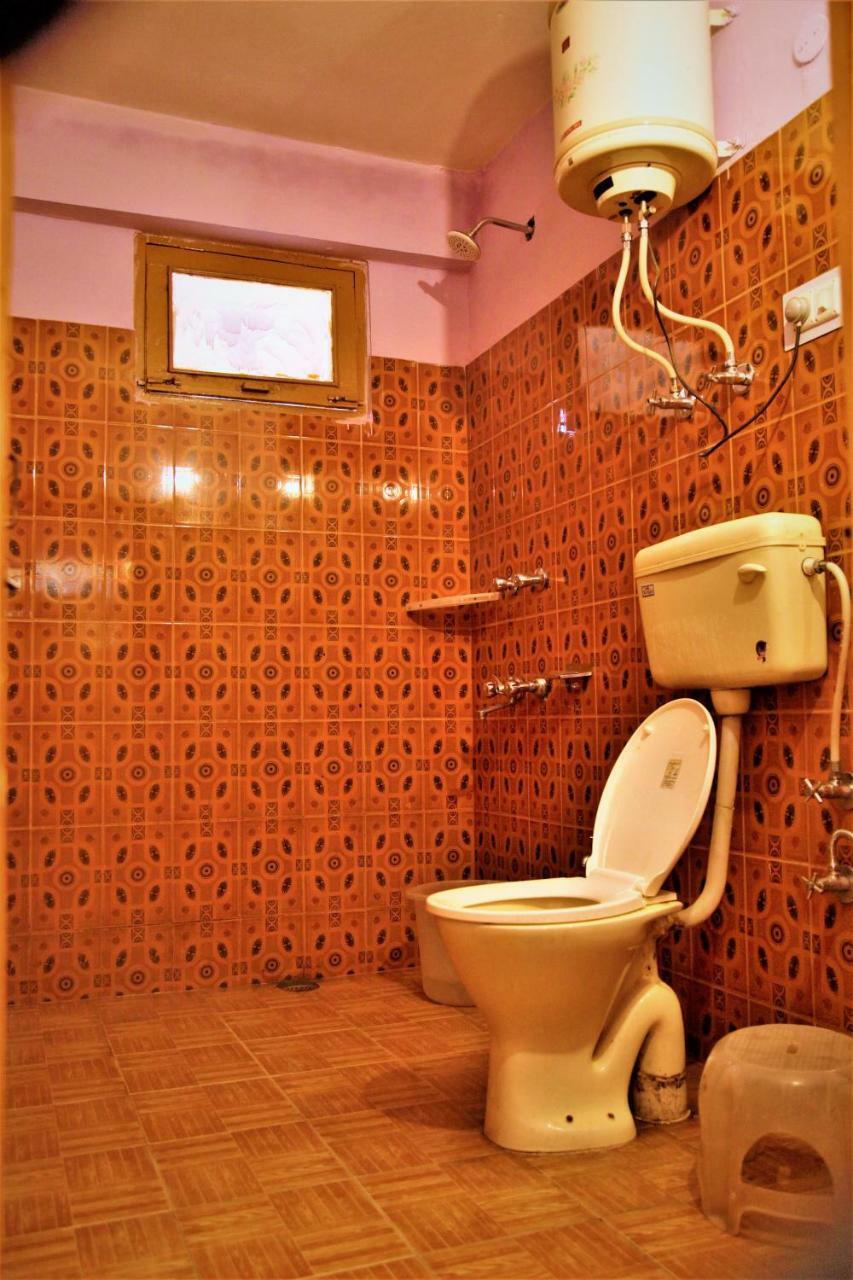 Hotel Chetna Manāli Zewnętrze zdjęcie